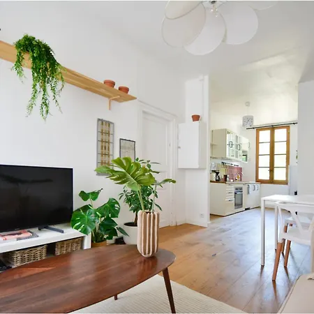 Balard Apartment